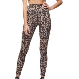 Good American Leopard Leggings